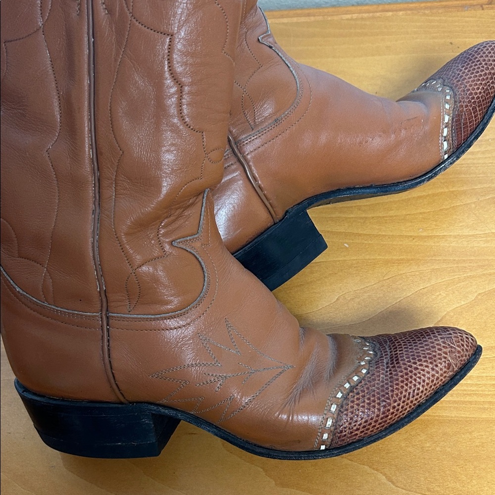 1960’s Tony Lama Lizard tip pee wee Cowboy Boots 7.5